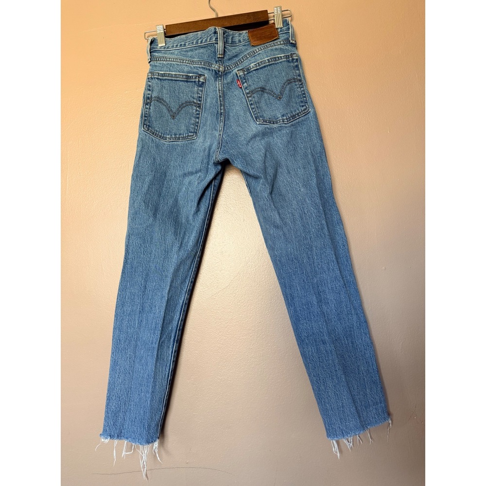 Levis‎ Premium Wedgie Straight Jeans 25 Blue High Rise Raw Hem Distressed Denim